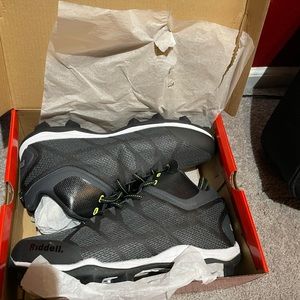 NEW Riddell Generator Cletes